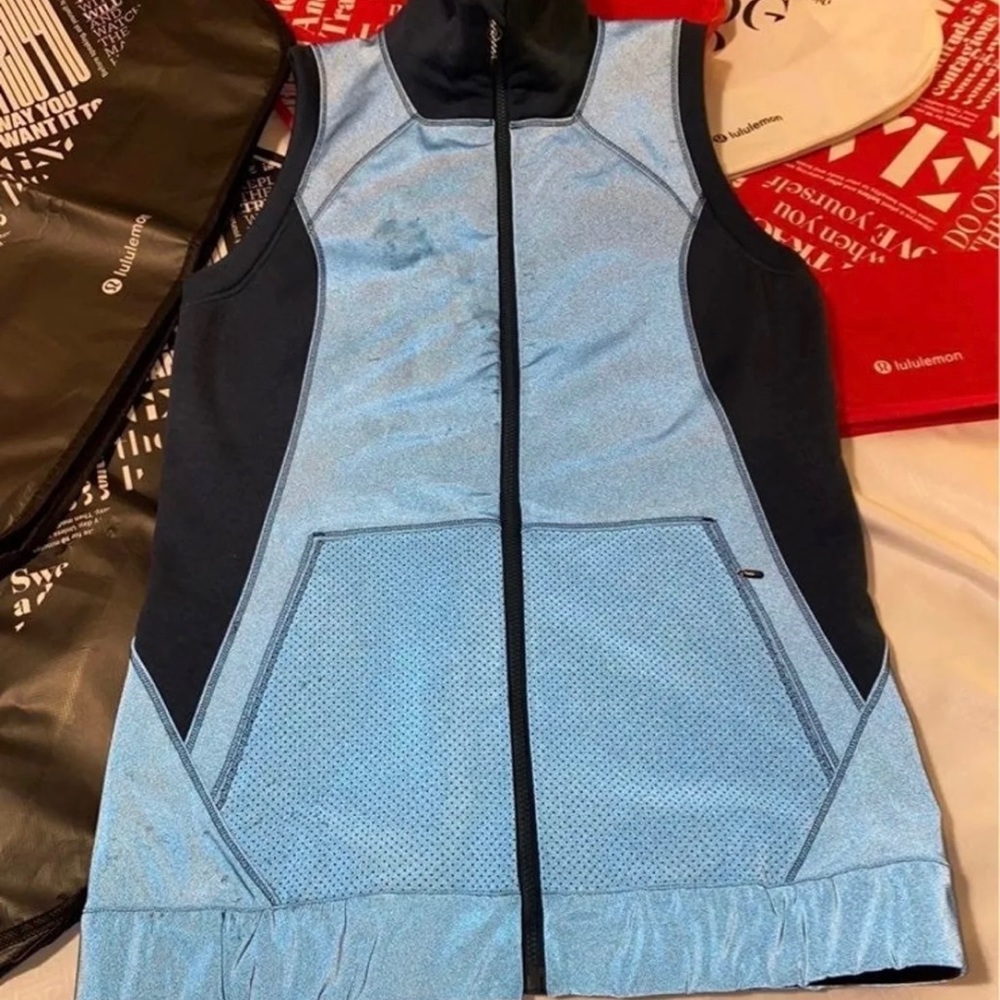 Lululemon Let’s Get Visible Reflective Vest. Dark Teal. Sz 8 - Picture 3 of 12